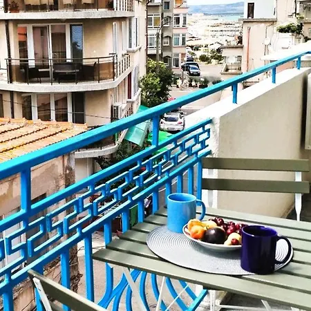 Lira Sto Appartamento Pomorie