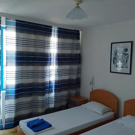 Lira Sto Appartamento