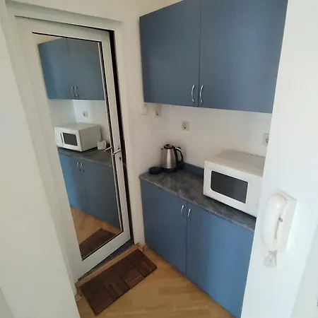 Lira Sto Appartamento *