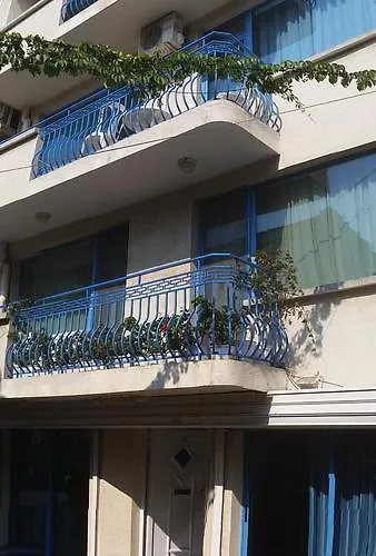 Apartment Lira Sto