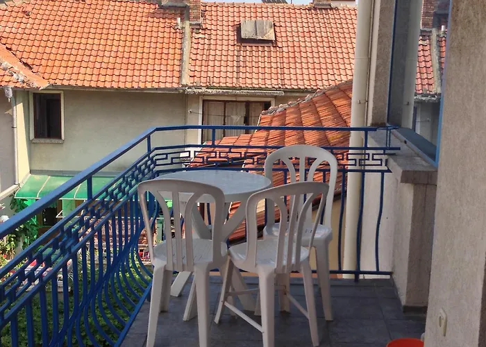 Lira Sto Apartment *