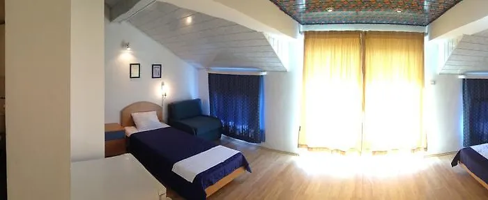 Lira Sto Apartment *