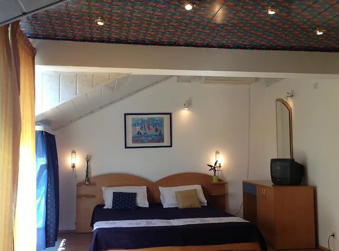 Lira Sto Apartment Pomorie