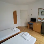 Lira Sto Appartement Pomorie