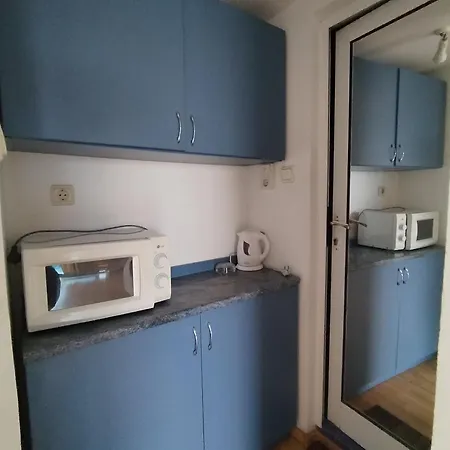 Apartment Lira Sto