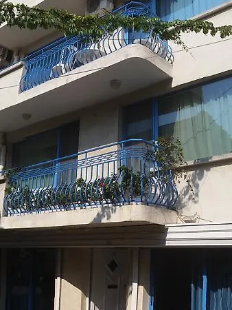 Apartment Lira Sto