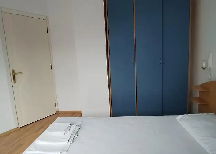 Lägenhet Lira Sto *